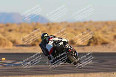 media/Dec-07-2024-CVMA (Sat) [[21c5f1ef85]]/Race 13-Amateur Supersport Middleweight/